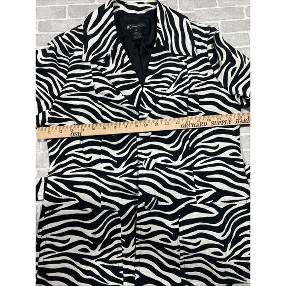 INC Zebra Print Overcoat Button Front Size Medium Side Pockets Belted - Picture 11 of 12